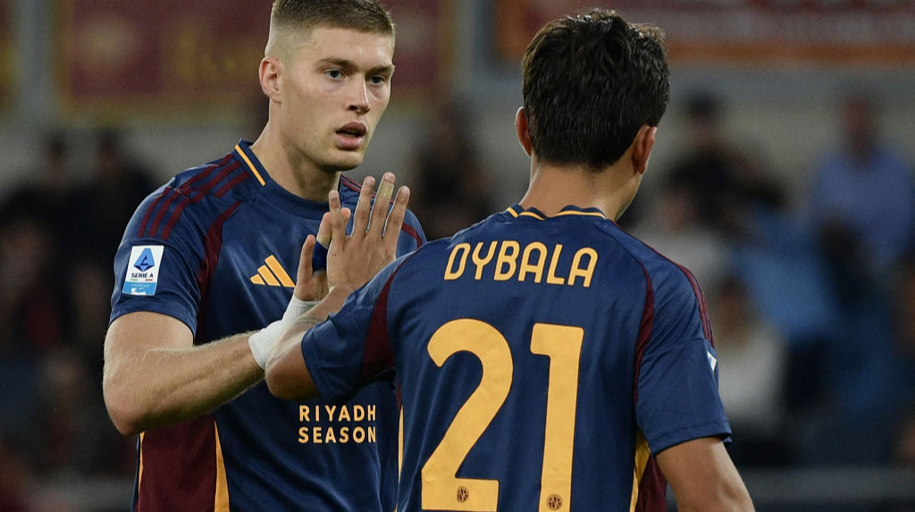 Довбика могли обміняти на нападника Баєра – джерело