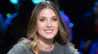 Харлан показала осінній вайб у стильній добірці з фото