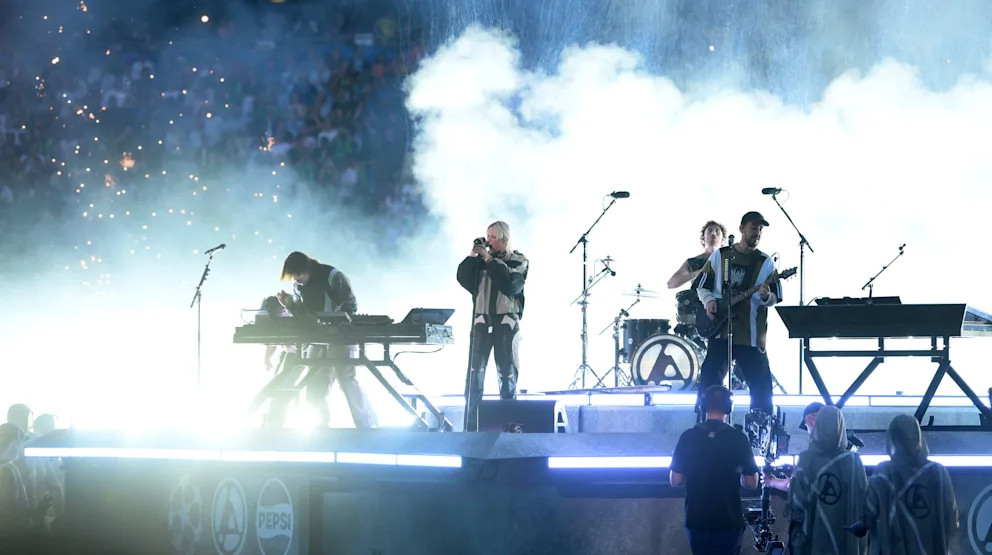 Позор УЕФА: ван Бастен – о выступлении Linkin Park перед финалом Лиги чемпионов