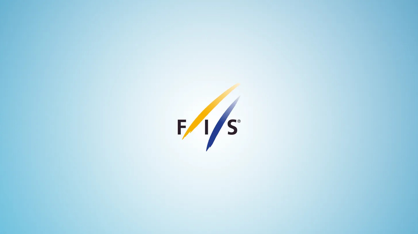 FIS відклала питання допуску російських лижників