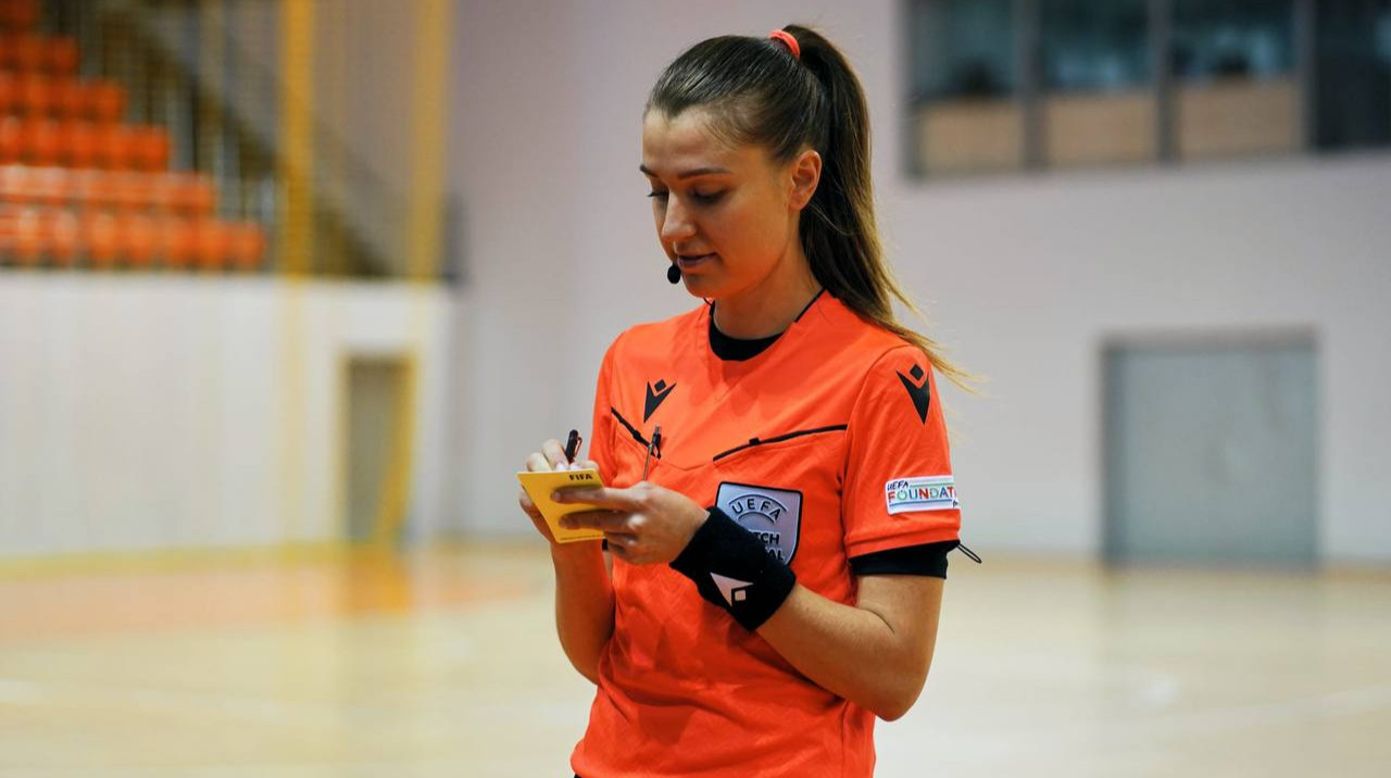 Украинский арбитр будет работать на первом в истории женском чемпионате мира