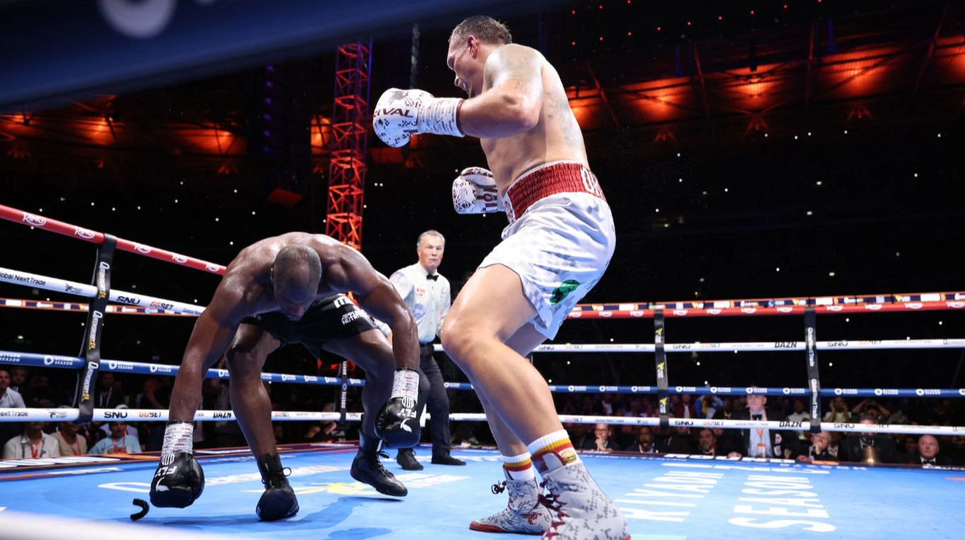 Околи: Весь боксерский мир сейчас молится на Усика