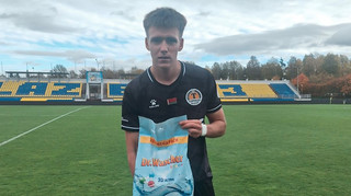 У Білорусі знову епічні призи: футболісту подарували пральний порошок за звання найкращого гравця матчу