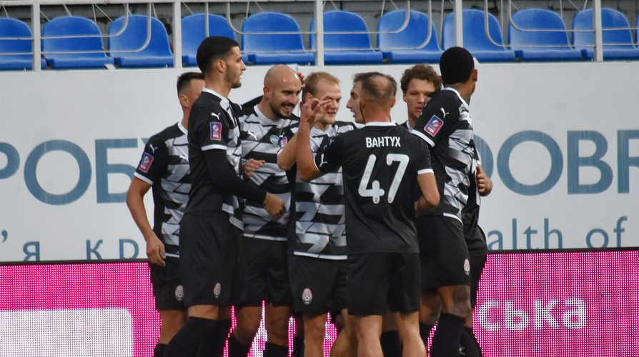 Зоря переграла Рух в 11 турі УПЛ