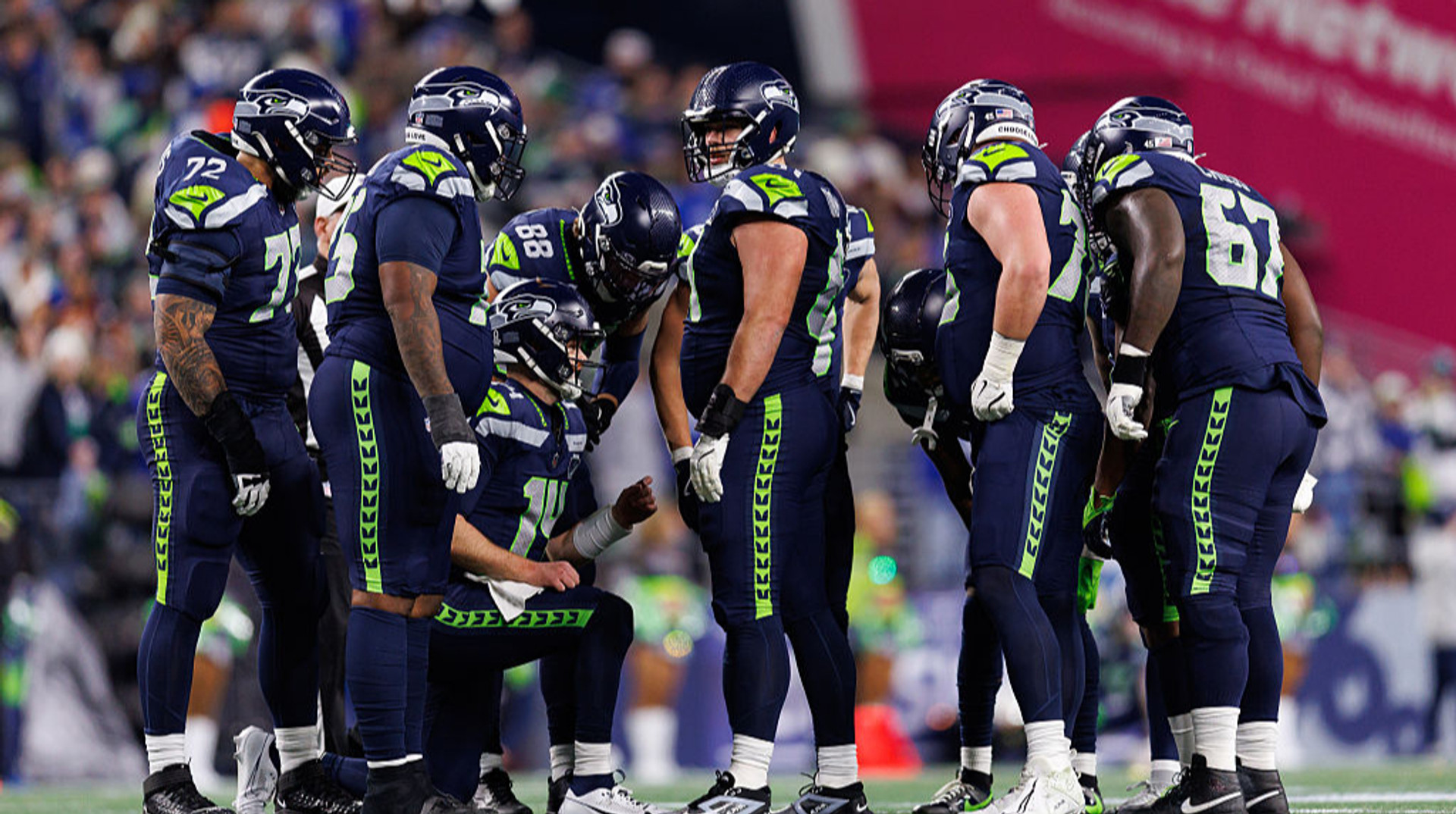 Денвер без главной звезды, Сиэтл готовится повторить традицию, связанную с Папой Римским: превью финалов конференции НФЛ