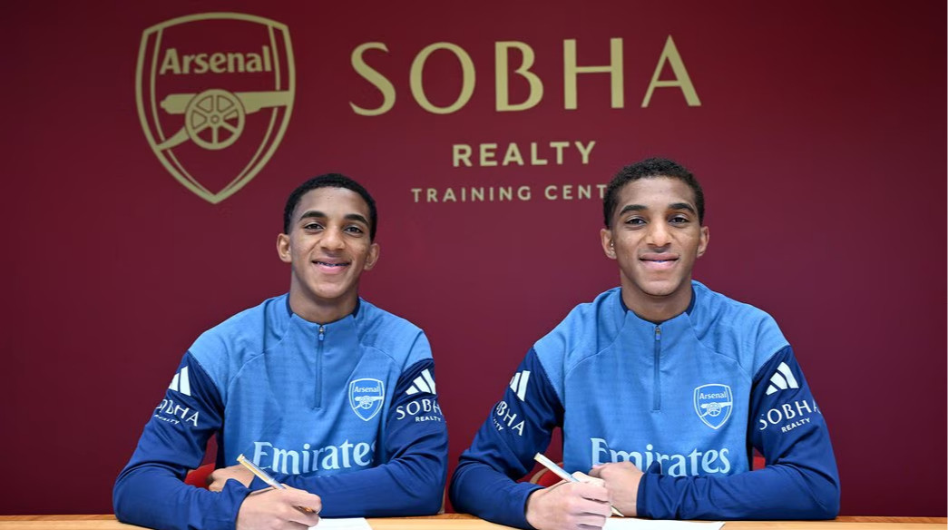 Арсенал підписав двох 16-річних близнюків з Еквадору