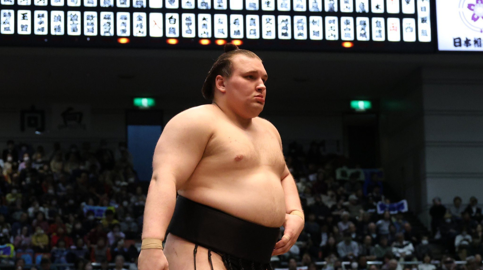 Сумоїст Аонішікі перервав серію невдач, Шіші також переміг: результати Haru Basho