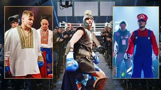 Прилітав на ринг, був в'язнем і гладіатором: найепатажніші виходи Дениса Берінчика