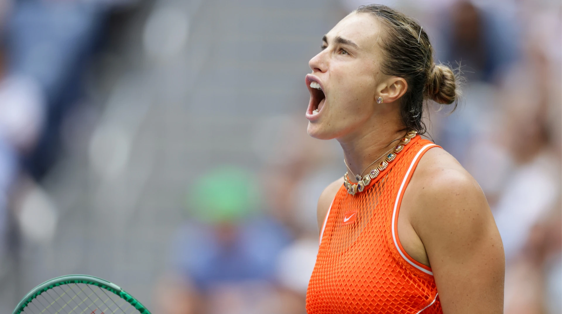 Сабаленко получила штраф за разбитую ракетку в финале US Open