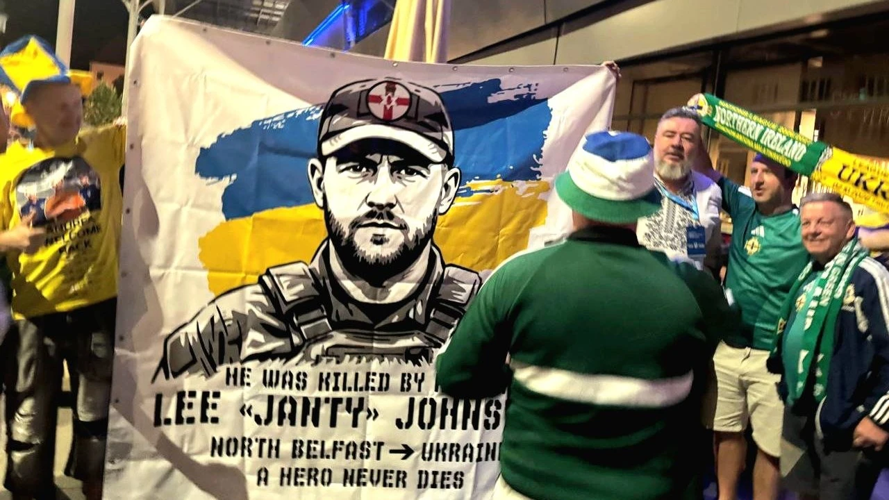 На матче сборной Украины почтили память погибшего североирландца