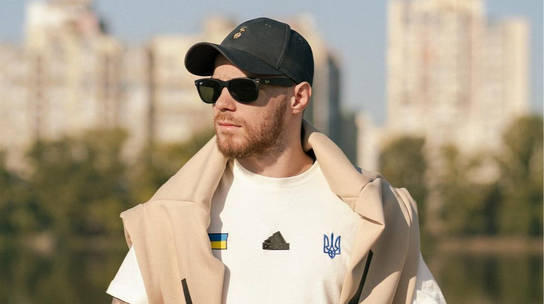 Соболезнования семьям погибших: олимпийский чемпион отреагировал на ночной обстрел России