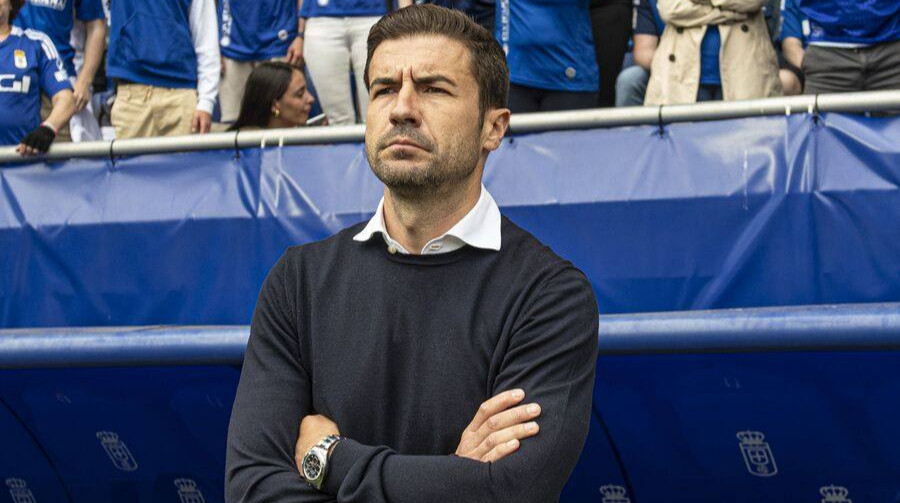 Сарагоса уволила легенду Атлетико с должности тренера