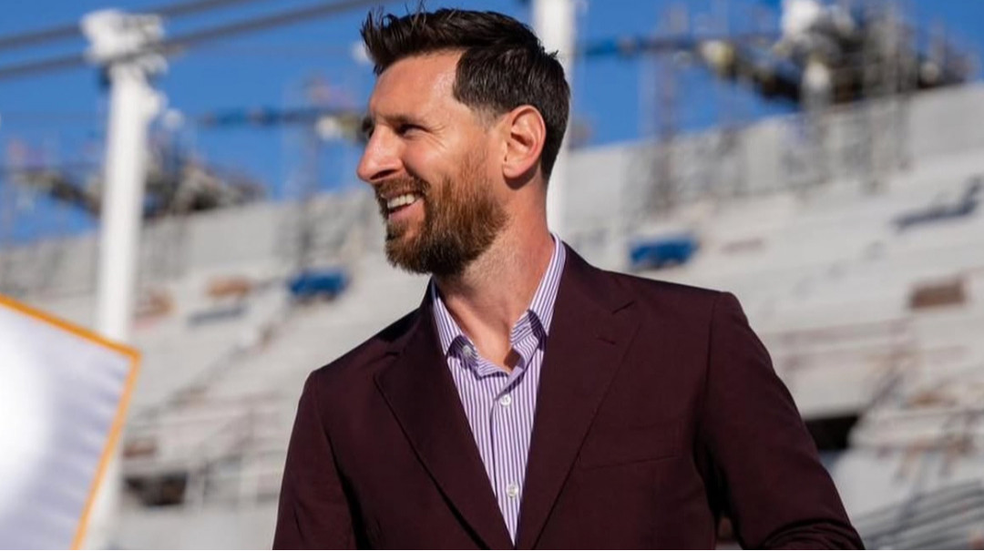 Опонент Лапорти обіцяє зателефонувати Мессі одразу після обрання президентом Барселони