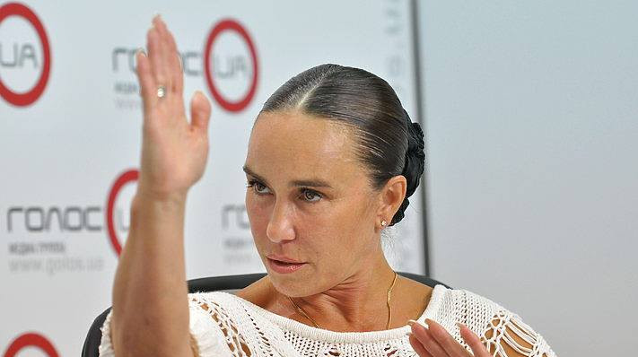 Кресло его испортило, – Захарова публично пожаловалась на министра Бидного