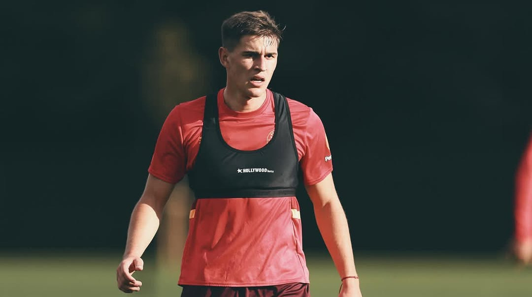 Єгор Ярмолюк під час тренування Брентфорда