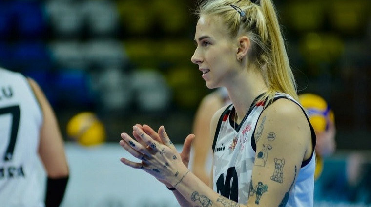 Нападающая сборной Украины продолжит карьеру в греческом клубе