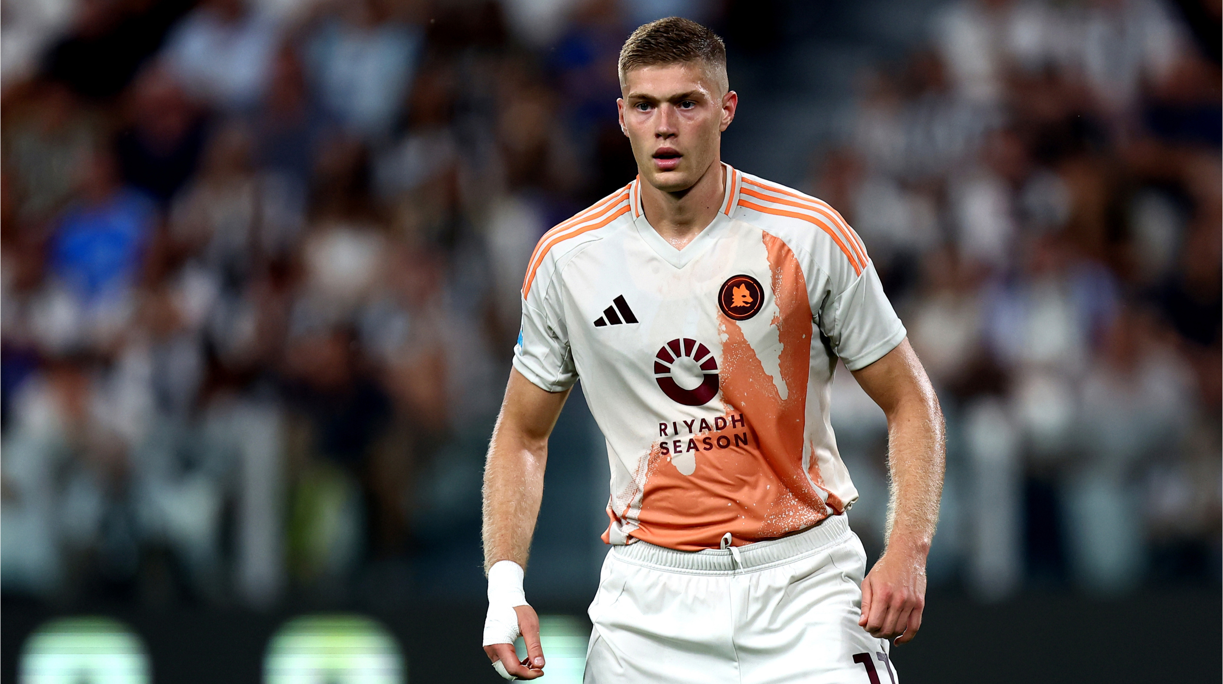 Дуель Довбика та Жиру, Ноттінгем Форест зіграє з Мідтьюлландом у другому турі Ліги Європи