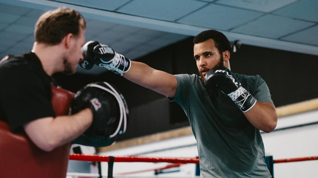 Ексчемпіон світу оцінив шанси Ітауми здолати Усика