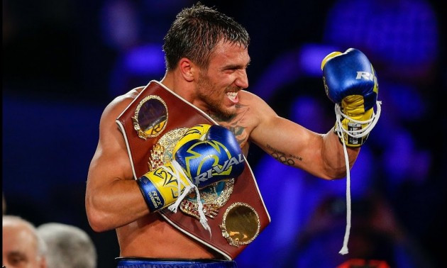 Ломаченко отримав пояс напередодні бою з Педрасою . ВІДЕО