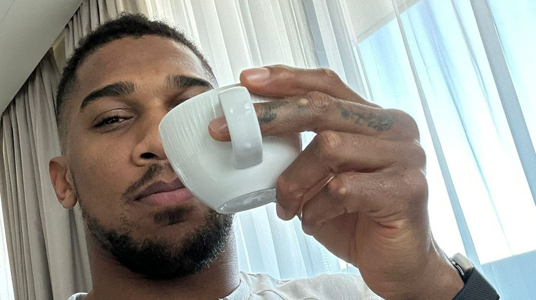 Колишній чемпіон світу у надважкій вазі дав пораду Джошуа