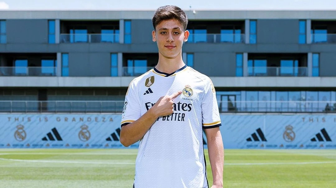 Акаунт Ювентуса в X зламали та оголосили про трансфер гравця Реала