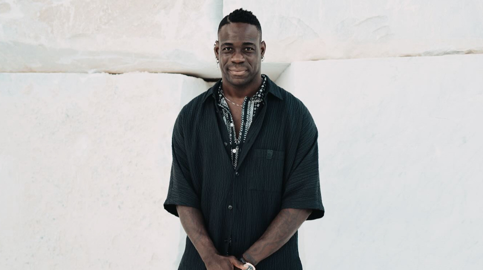 Скандальний Балотеллі в Таїланді провів спаринг із зіркою муай-тай