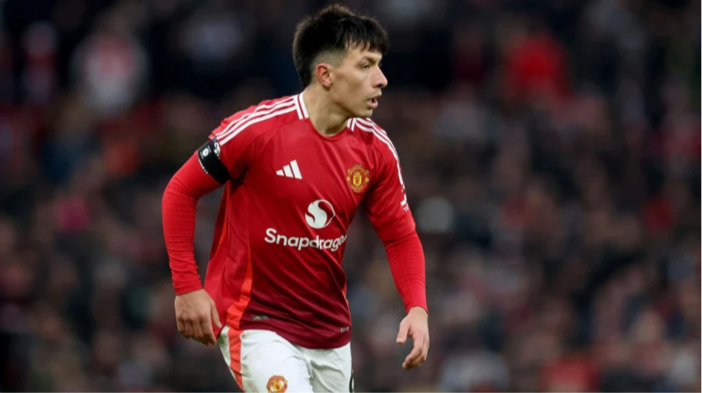 Захисник Манчестер Юнайтед відновився після важкої травми коліна