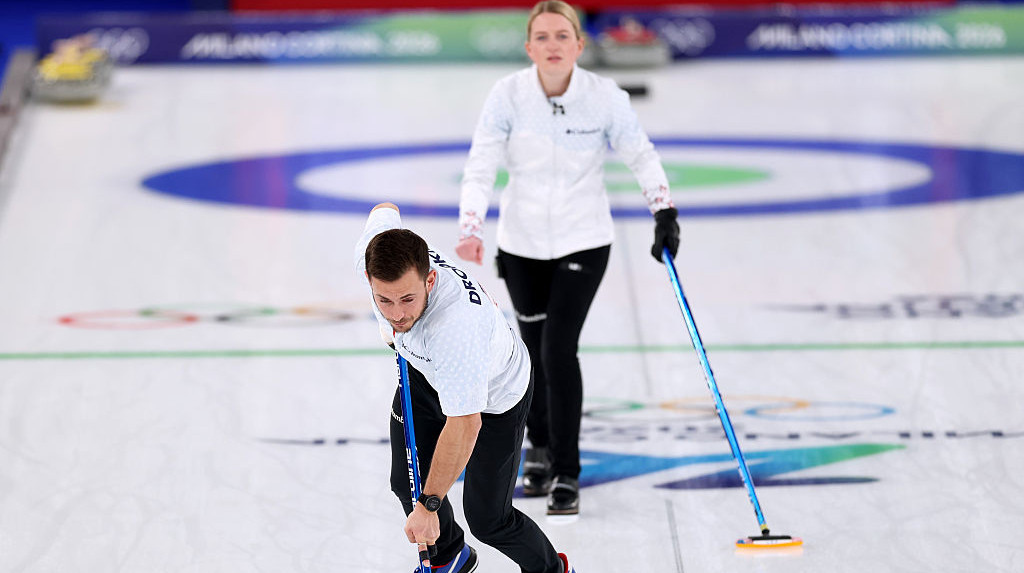 Збірна Швеції перемогла команду США у міксті, здобувши третє золото на ОІ-2026