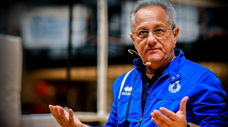 Главный тренер женской сборной Италии по волейболу внесен в базу Миротворец