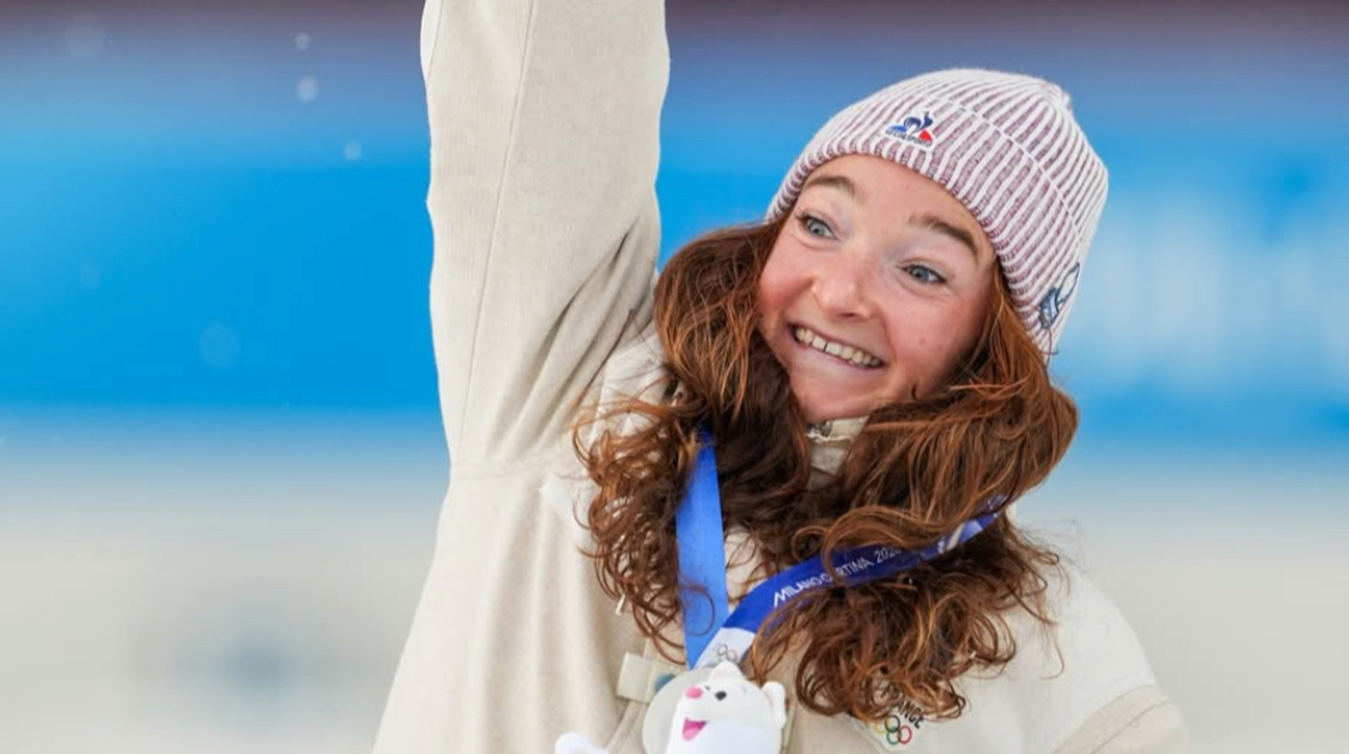 Бургер із медалей: олімпійська чемпіонка креативно похизувалася своїми нагородами на Іграх-2026