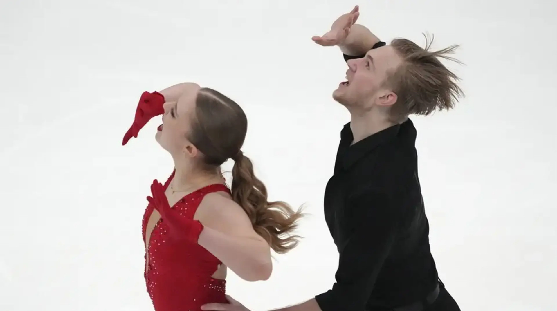 Пінчук та Погорєлов не змогли кваліфікуватися у довільну програму на ЧС-2026