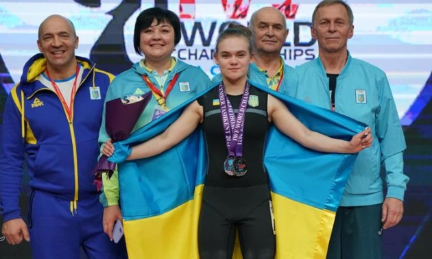 Самуляк здобула для України перші медалі чемпіонату світу з важкої атлетики