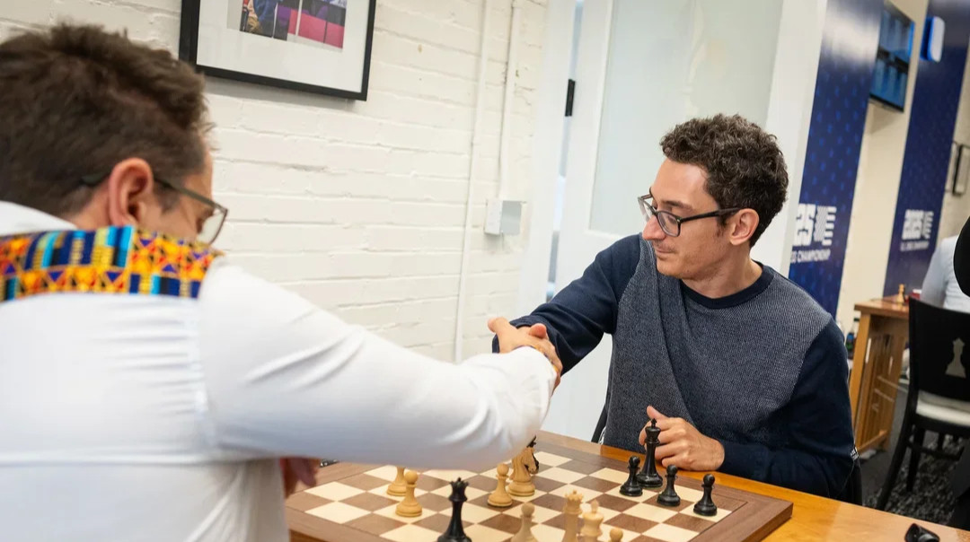 Каруана повторил достижение легендарного Фишера