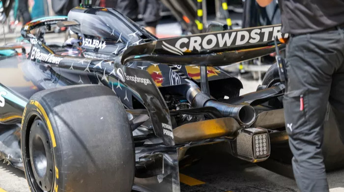 У FIA заявили, що рішення Mercedes та Red Bull щодо моторів відповідають регламенту – ЗМІ