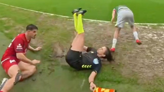 Скандал у Туреччині: футболіст жорстко збив арбітриню і навіть не допоміг їй підвестися