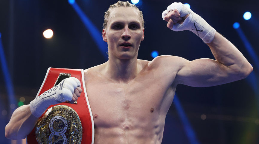 Лапин снова проведет бой в андеркарде поединка с участием Усика: известен соперник