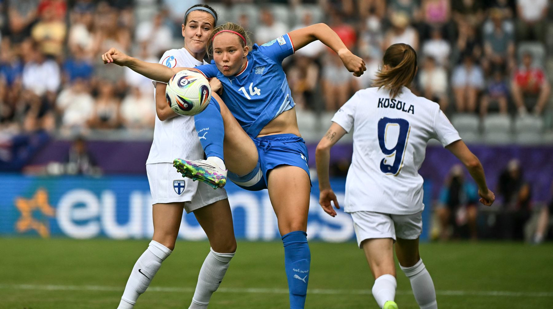 Финляндия одолела Исландию, Швейцария уступила Норвегии на старте Евро-2025