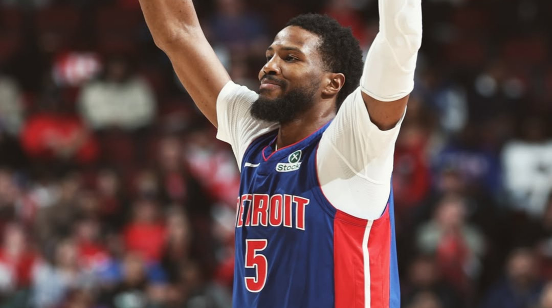 Малік Бізлі