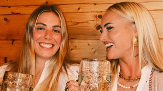 Найсексуальніша футболістка світу стала зіркою Октоберфесту: здивувала образом і пивною майстерністю