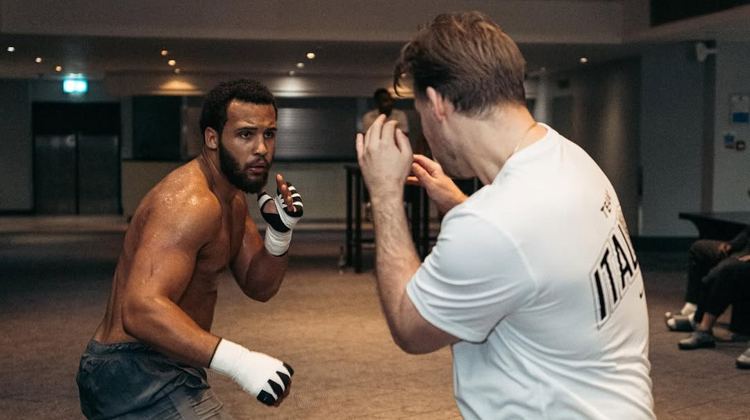 Президент WBO підтвердив, що Ітаума може провести бій з Вордлі за титул