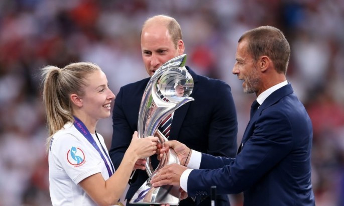 Фінал жіночого Євро-2022 побив рекорд відвідуваності серед чоловічих та жіночих ЧЄ