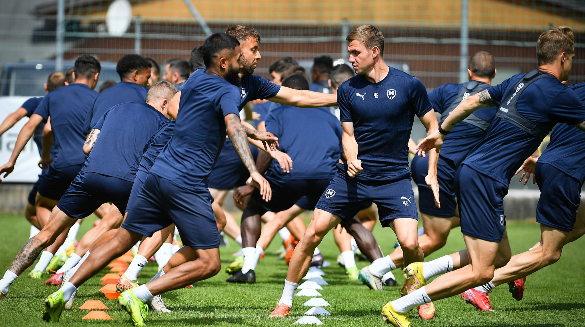 Металіст 1925 на зборах міг провести спаринги з двома клубами Серії А