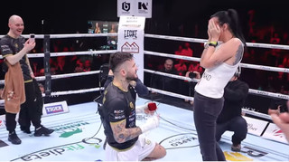 Українець нокаутував поляка, а потім зробив пропозицію своїй коханій