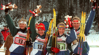 Командная гонка в биатлоне - четверо в цепочке: странная дисциплина, которая канула в Лету