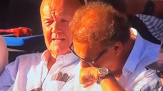 Скандальний епізод у Цинциннаті: фанат занюхав дивну речовину під час матчу