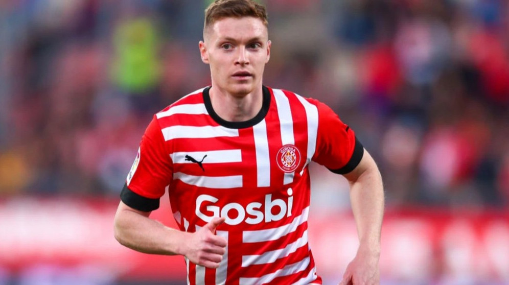 Жирона має намір продовжити контракт з Циганковим