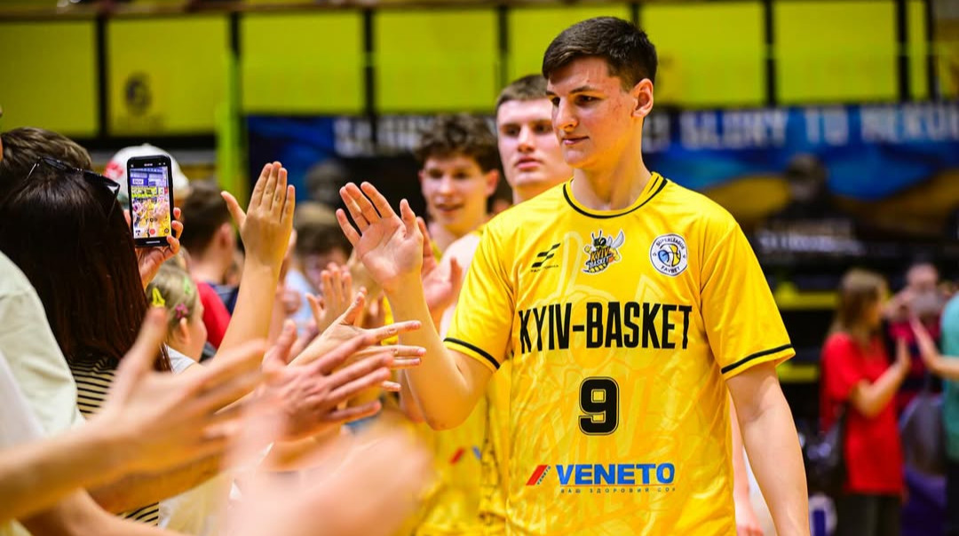 Київ-Баскет продовжив контракт з молодим форвардом