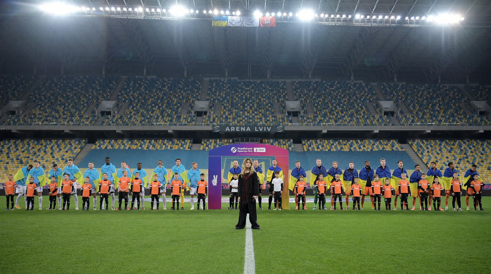 Полісся набирає міць, Динамо складає чемпіонські повноваження, Шахтар усе купив. Підсумки першої частини УПЛ