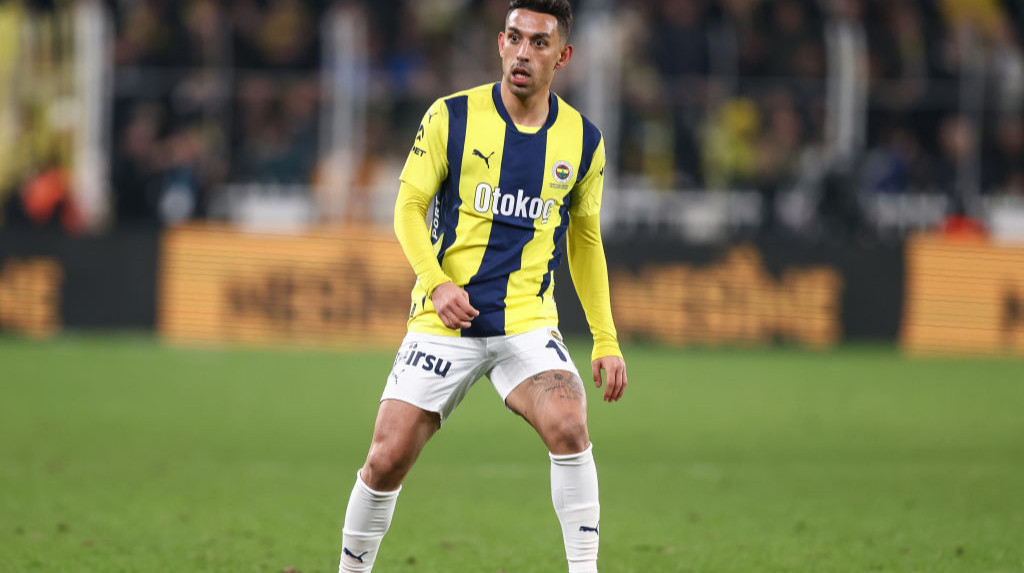 Двоє гравців Фенербахче дали попередню згоду на перехід в Шахтар – ЗМІ