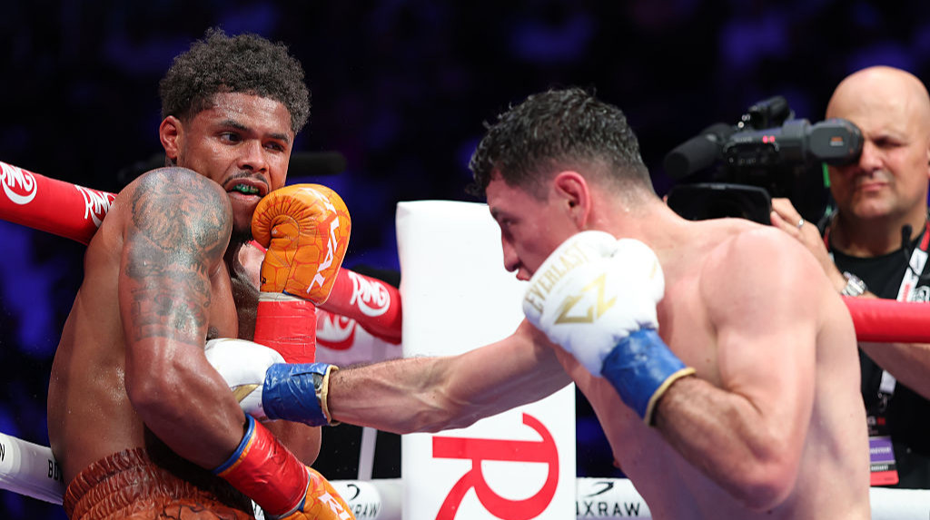 Шакур одноголосним рішенням суддів переміг Сепеду